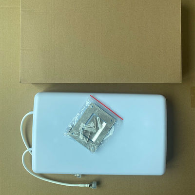 4.3-10-F X2 Tipo de conector MIMO Direccional Panel Antenna para uso interior 698-4000MHz