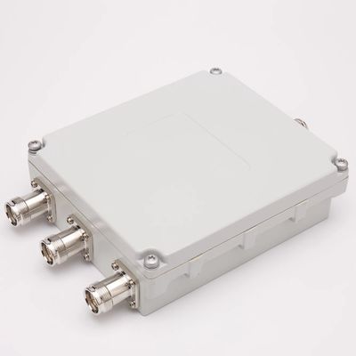 Combinador de RF DIN-F para interiores e exteriores IP65 698-2700MHz 4.3-10-F com embalagem compacta