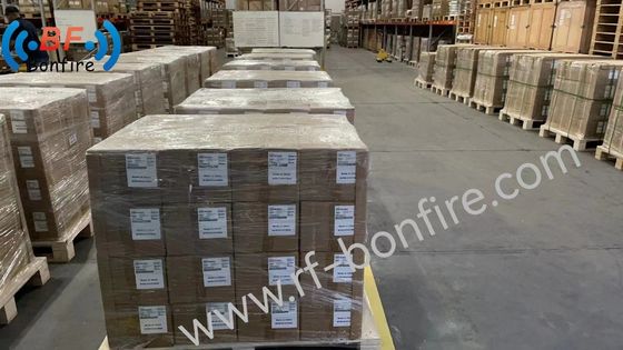 Ocorrência de uso interno 698-2700MHz MIMO Direccional Panel Antenna para 4G 5G Omni Antenna