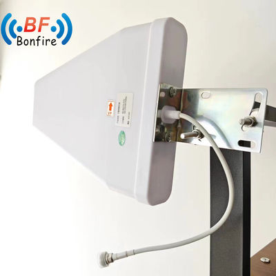 4G Signal Booster 698-4000MHz Banda larga Indoor Omni Ceiling Mount Antenna RF Antenna