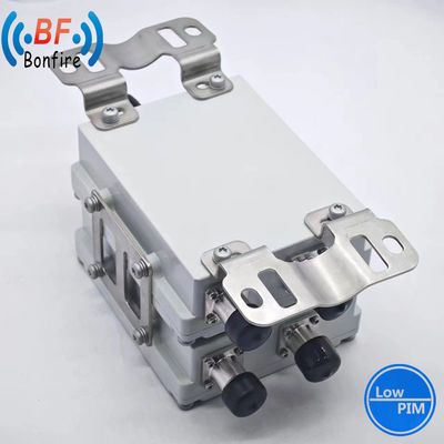 Combinador de acoplamento híbrido de 300W 4X2 1710-2170MHz 2300-2690MHz N-F para Ibs BTS Performance