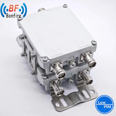 HLQ-XXXXX Quadplexer Multiplexador IP65 para interiores e exteriores para 1710-2170 MHz e 2300-2690 MHz
