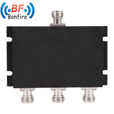 VHF UHF Splitter 2 Way RF Micro Strip Power Divider Pacote Tamanho 9.00cm * 6.00cm * 1.00cm