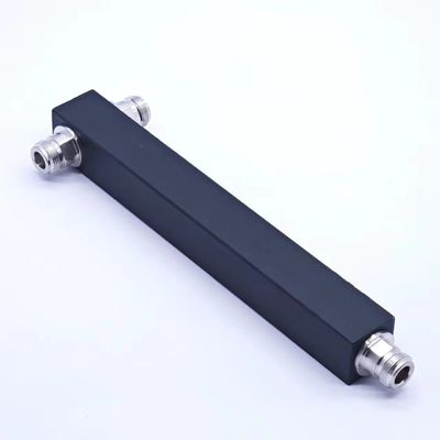 Tamanho do pacote 22.00cm * 7.00cm * 4.00cm Alta Potência N-F IP65 698-3800MHz 2 Way Splitter