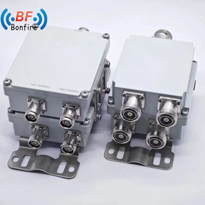 Triplexer cinza/vermelho/preto 698-960 1710-2170 1920-2710 2300-2400 2500-2700MHz RF Diplexer Combinador de banda dupla para DAS IBS