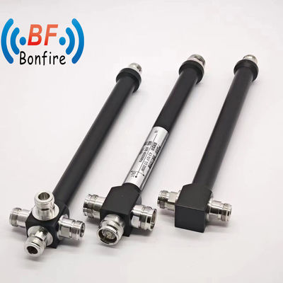 Splitter de potência reativa de banda larga de alta potência de 2 vias personalizado 2400-6000MHz NF Cinza/vermelho