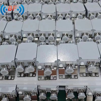 4.3-10f Combinador de RF DIN-F N-F -155dbc para Ibs/Das Capacidade global de execução do projeto