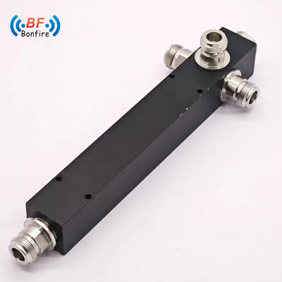 GFQ-XXXXXX 5000-6000MHz 4 Way PCB Power Splitter para um desempenho estável e consistente
