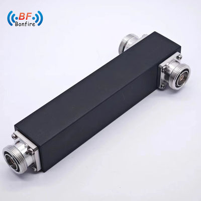 GFQ-XXXXXX 5000-6000MHz 4 Way PCB Power Splitter para um desempenho estável e consistente