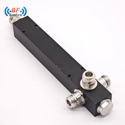 12.00cm * 7.00cm * 4.00cm Tamanho do pacote 5000-6000MHz 2 Way Power Divider N Feminino para sistema de radar
