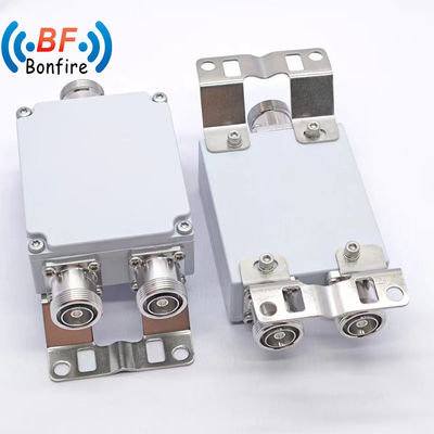 4.3-10f Combinador de RF DIN-F N-F para interior/exterior IP65 1920-2170 2300-2400 2500-2700MHz