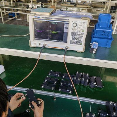 4.3-10-F Combinador híbrido de interface 2 em 1 de 698-3800MHz para melhorar a eficiência