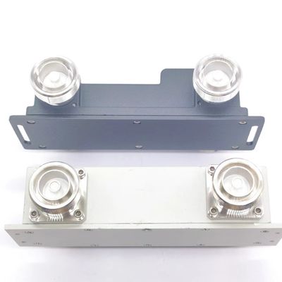 Interface DIN-F 2 em 2 para acoplamento híbrido passivo para comunicação interna 617-3800