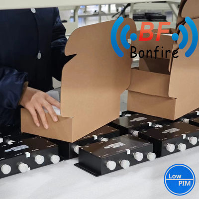698-3800MHz UHF 3dB 4 em 4 fora acoplador híbrido de matriz para 4.3-10-F/DIN-F/N-F Interface