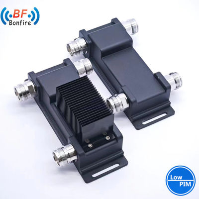 4.3-10 Combinador híbrido de interface feminina 698-4000MHz RF 3dB Combinador híbrido IP65 -161dbc