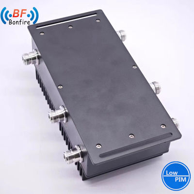 Combinador híbrido 698-4000MHz RF de banda larga Combinador híbrido 4X4 em vermelho personalizado