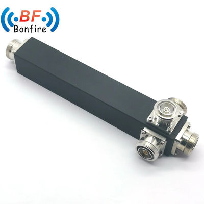 350-3800MHz Divididor de potência de duas vias com interface DIN-F e conector feminino 4.3/10 cinza