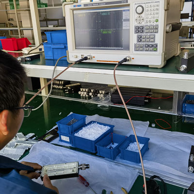 7dB 10dB 12dB acoplador direcional de edifícios para Ibs/Das entrega geral do projeto em 698-3800MHz N F
