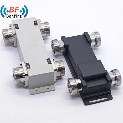 Low Pim 698-4000MHz 300W RF 2X2 Out Combinador Híbrido com Conector 4.3-10-F em Preto