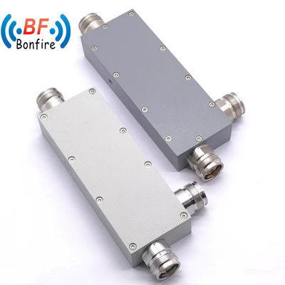 300W 0.3dB RF Low Insertion Loss Reactive Cavity Directional Coupler 698MHz-3800MHz 25dB Grau de acoplamento