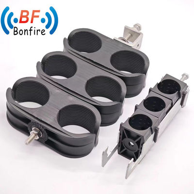 Clamps de alimentação de fibras de plástico de triplos empilhados Clamps de cabo para necessidades de produção OEM / ODM