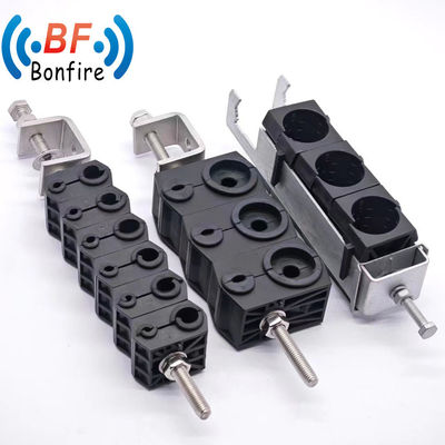 Clamps de alimentação de fibras de plástico de triplos empilhados Clamps de cabo para necessidades de produção OEM / ODM