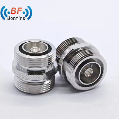 Adaptador de RF -155dbc DC-4GHz Low Vswr com taxa de impermeabilização IP 67 N-M a N-M Tipo recto