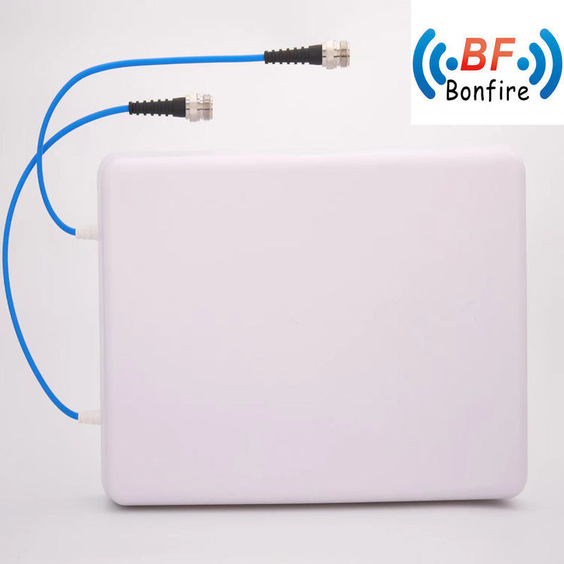 698-806 806-960 1710-2700 2200-2700 3300-4000 MHz MIMO Antenna de painel direcional interior