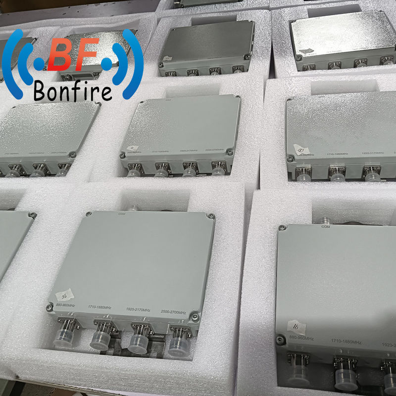 5g Combiner 698-3800MHz RF Wideband Quadplexer Pim Baixo para Ibs Bts Das RF Multiplexer