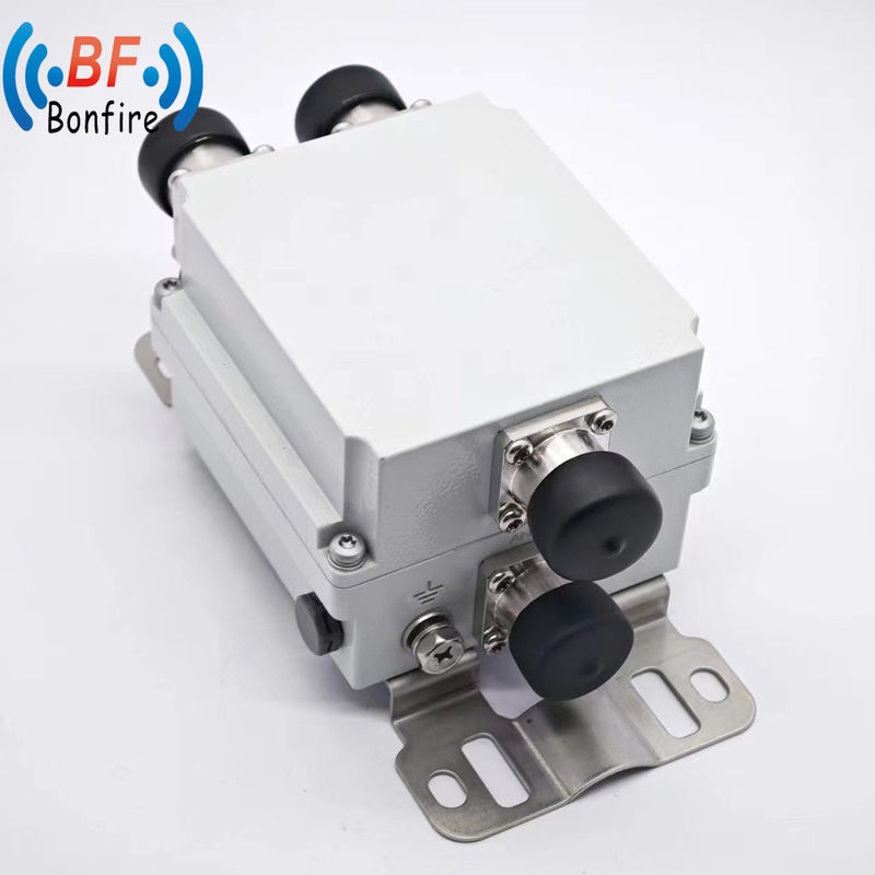 IP65 1710-2170MHz 2300-2690MHz Unidade de sinal de RF Duplexador combinado de dupla banda