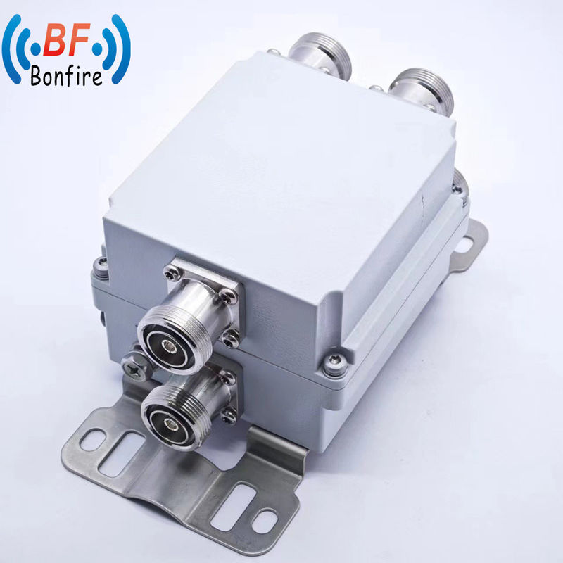 IP65 1710-2170MHz 2300-2690MHz Diplexador de RF para interiores e exteriores com conector feminino 7/16DIN