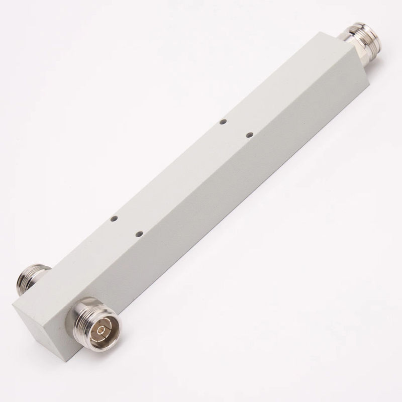 4.3-10 F Interface 698-4000 MHz Power Splitter para sistema de telecomunicações em edifícios