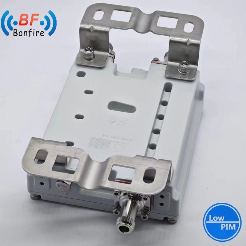 4.3-10f DIN-F IP67 Low Pim -150dbc Triplexer RF Duplexer Dual Band Combiner para aplicações