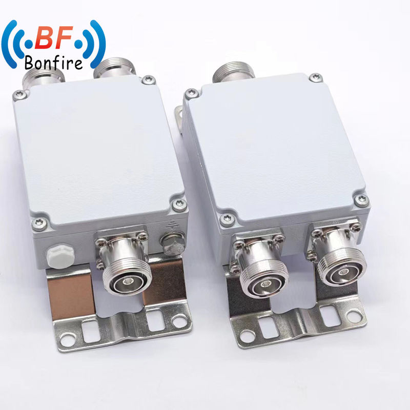 N Combinador de RF masculino a feminino de banda dupla Combinador de RF coaxial com atenuação fixa 2500-2700MHz 3-40dB