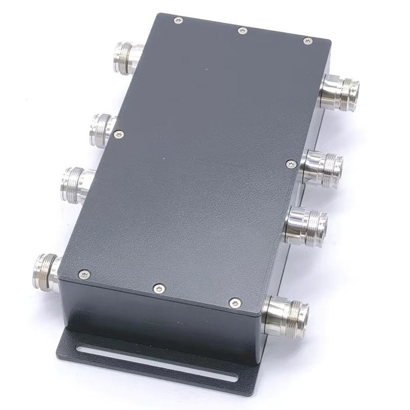 300W 160dbc 4 em 4 para instalações IP65 interiores/exteriores