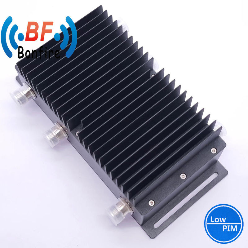 Cinza 698-3800MHz 3dB acoplador híbrido 4.3-10 Fêmea 4 em 4 fora Combinador IP65 -160dbc