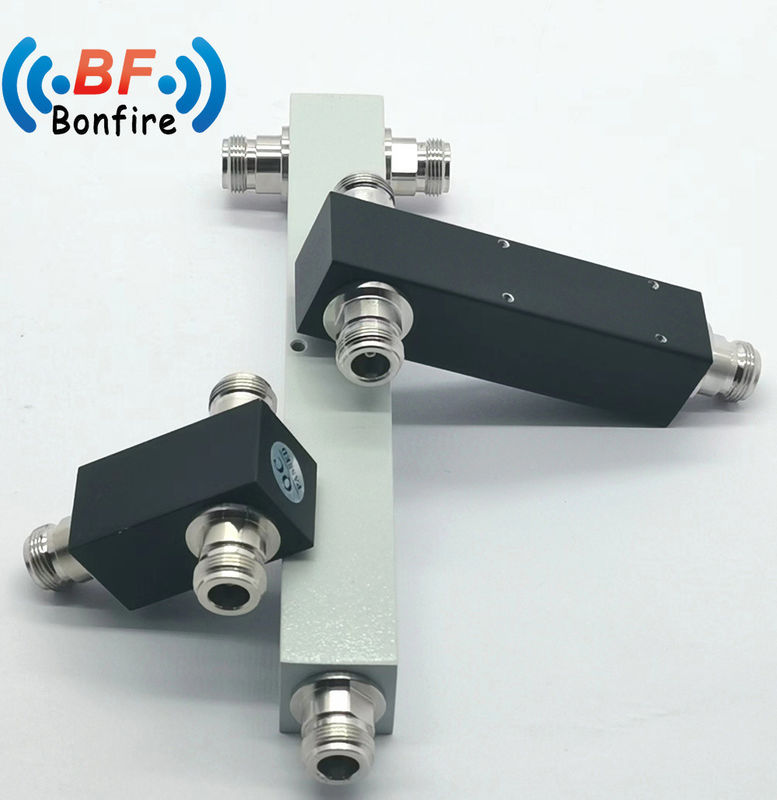 300W 350-3800MHz 3 Way Power Splitter com N Conector Feminino IP65