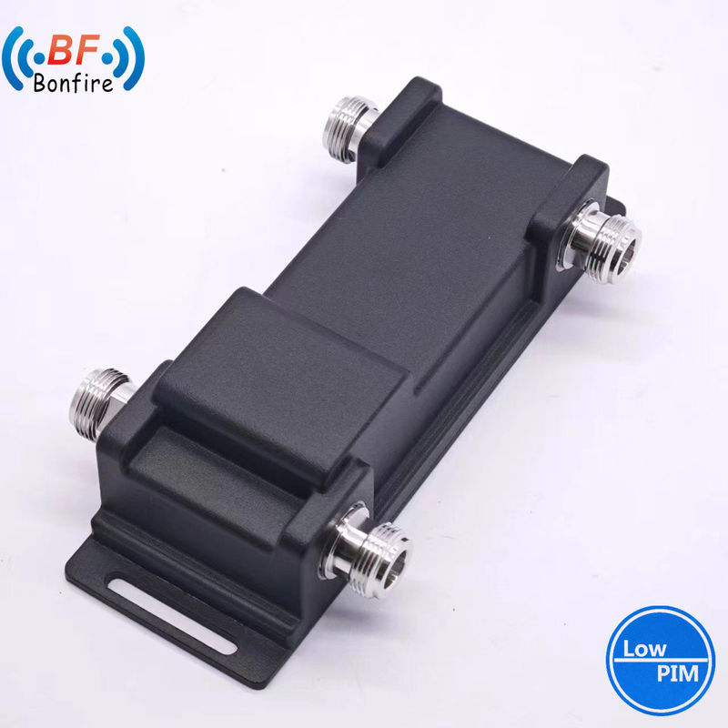 698-4000MHz UHF 3X3 Combinador de acoplamento híbrido para aplicação de hospedeiro neutro em edifícios Das