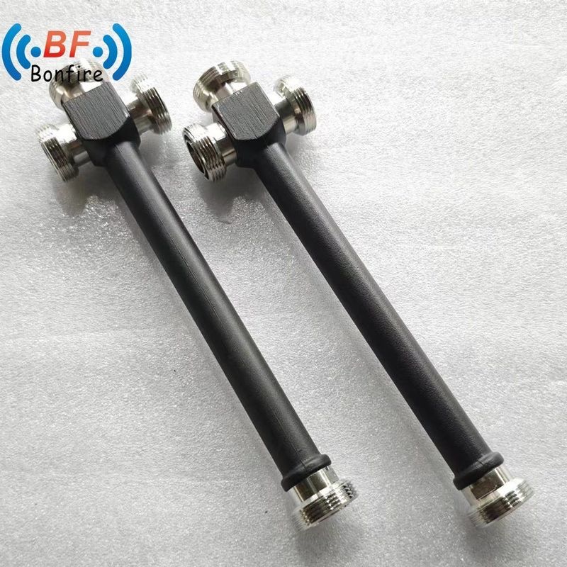 22.00cm * 7.00cm * 4.00cm 50W 617-4000MHz 2 Way Microstrip RF Power Splitter para Ibs Bts Das
