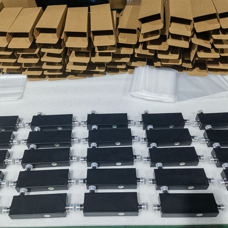 OHQ-0560-XX1101 N-F Interface 555-6000MHz acoplador ativo para solução em edifícios