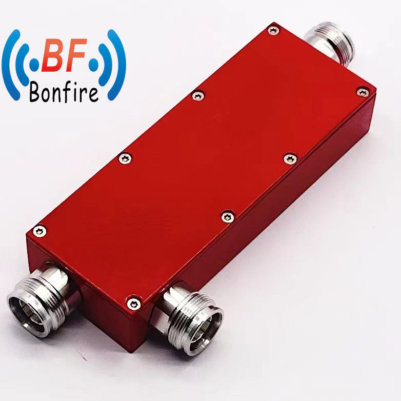 Aumentar o sinal de duas maneiras GSM UHF CDMA 700-3800MHz 7dB Cavidade Direcional Radio Repeater acoplador de antena