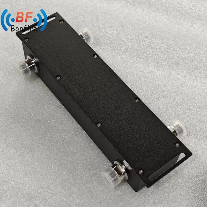 IP65 Classificado 2in 2out 5g 698-3800MHz Combinador híbrido de RF N-Female Indoor/Outdoor